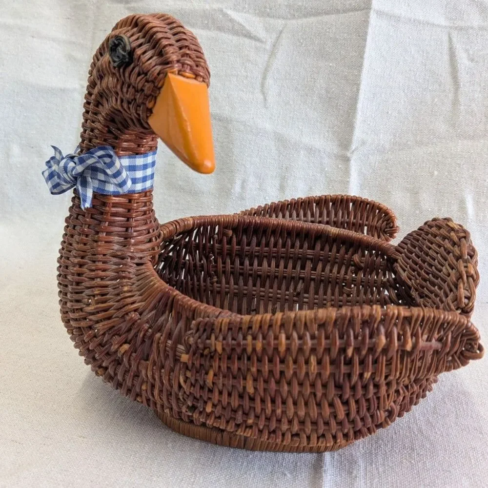 unknwon vintage wicker